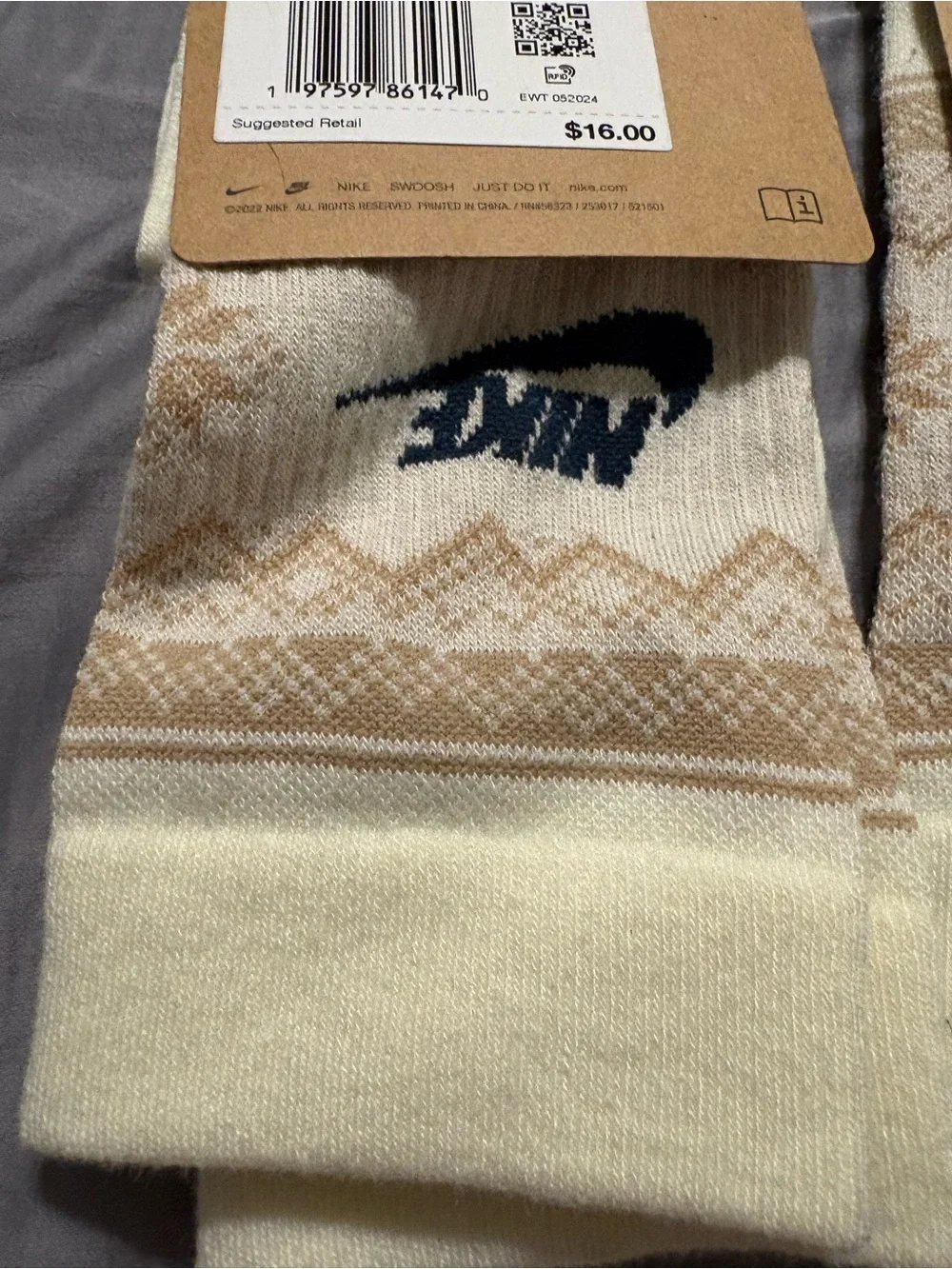 2 Nike Dri-fit Essential Holiday Fair Isle Crew Socks FZ7031-111 Size Large